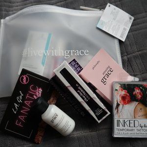 Beauty sample lot bundle *Read Description*
